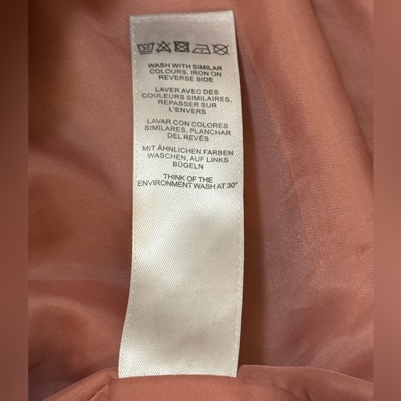 Asos fuzzy pink jacket women’s size medium - Picture 9 of 9